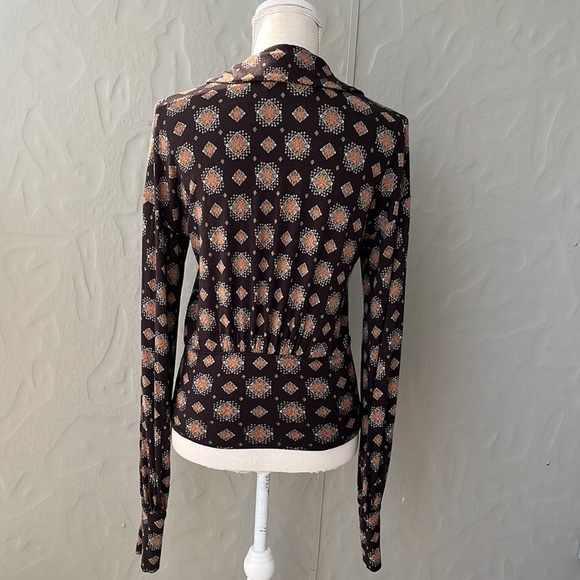 Free People Free People Sydney Printed Top M V Neck Blousy Sleeves Tile Print M - Picture 5 of 9
